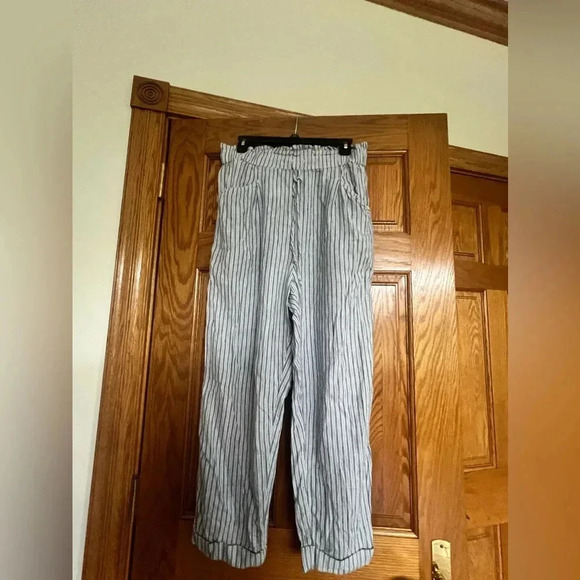 American Eagle - Linen Pants - Picture 7 of 8